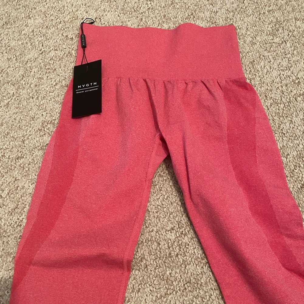 Nvgtn hot pink